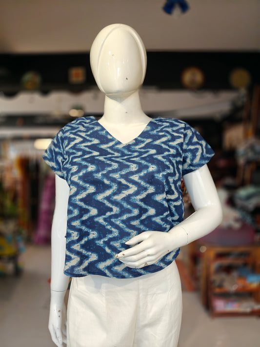 Blue and white zig zag printed crop top