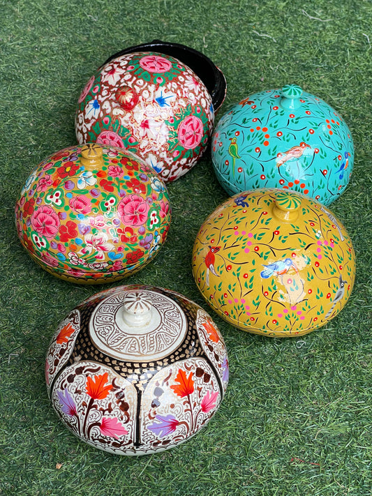 Papier mache hand painted powder box - 4 inches