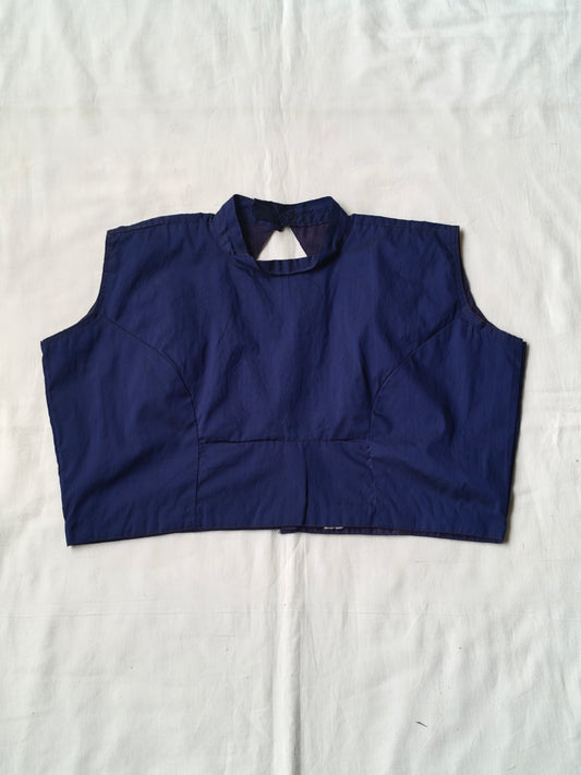 Dark blue collared sleeveless blouse
