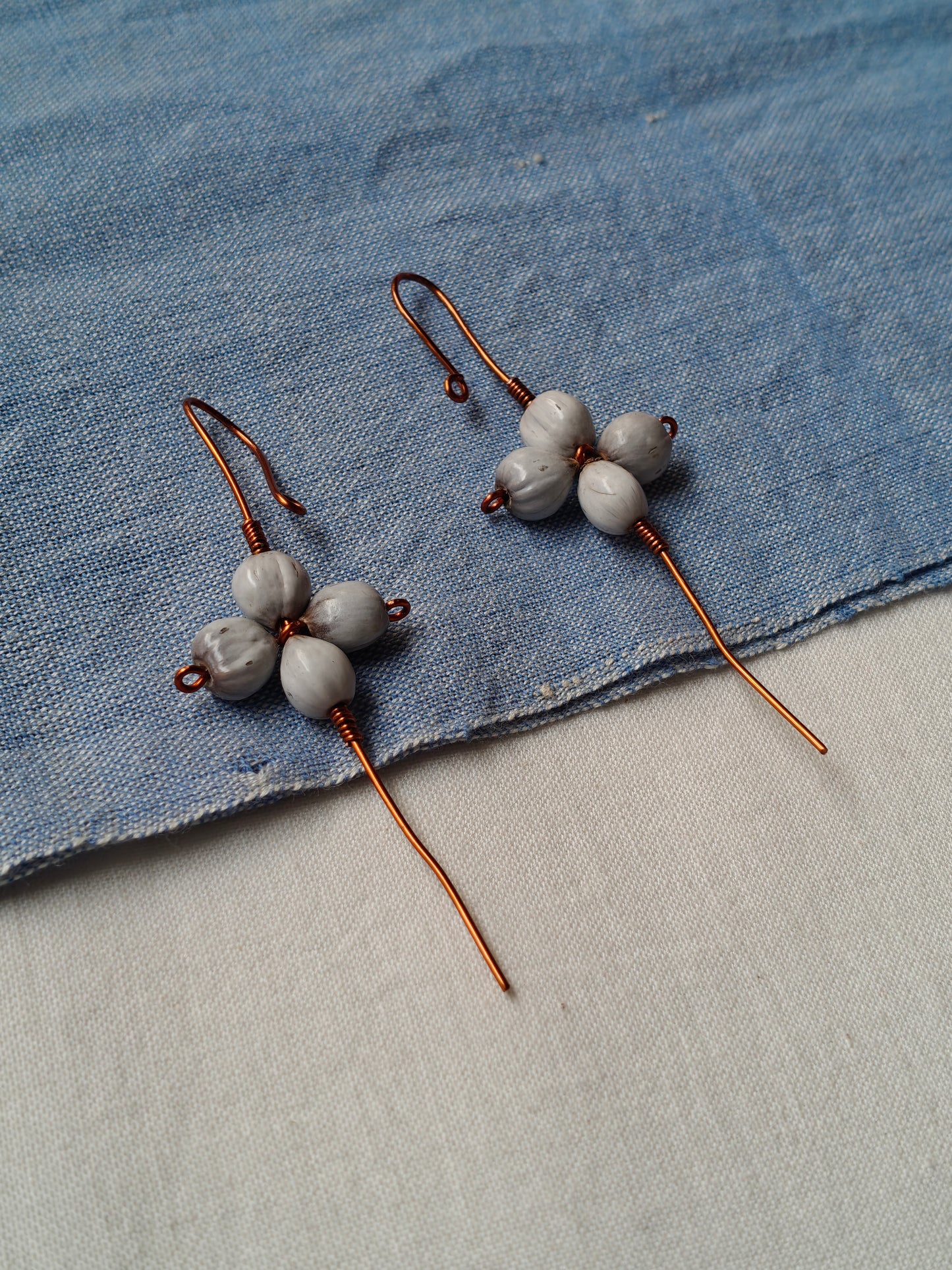 Copper and seeds ear bugidis / clip on - Handcrafted