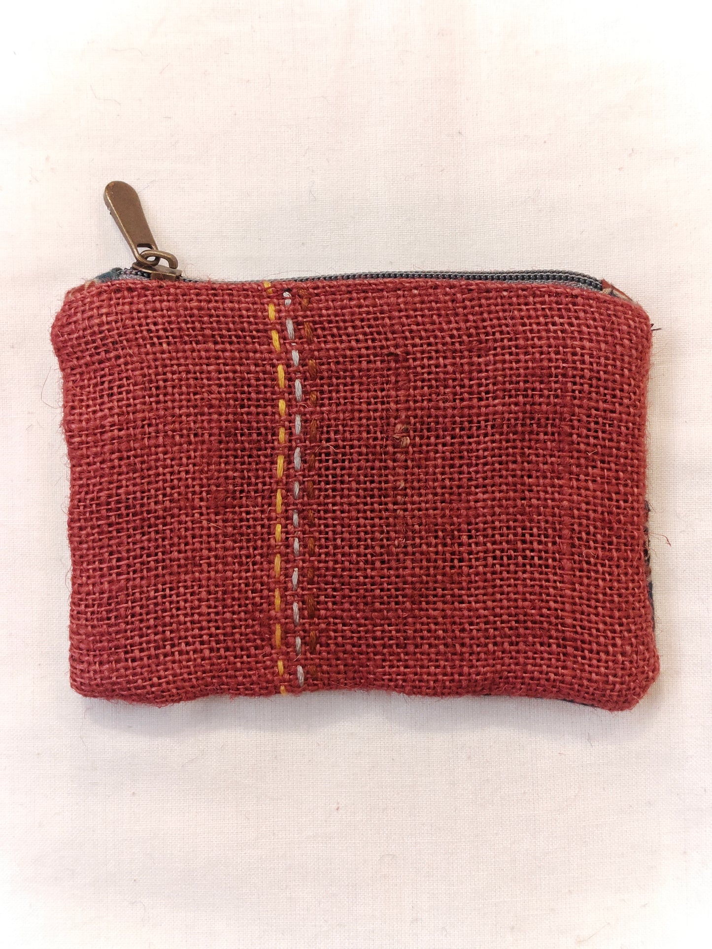 Coin pouch - Small jute zipper pouch with fabric panel