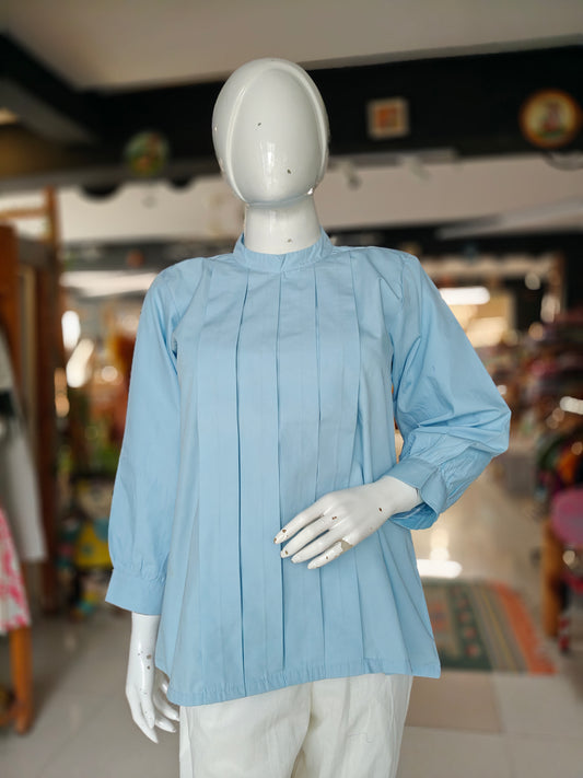 Light blue pleated band collared top