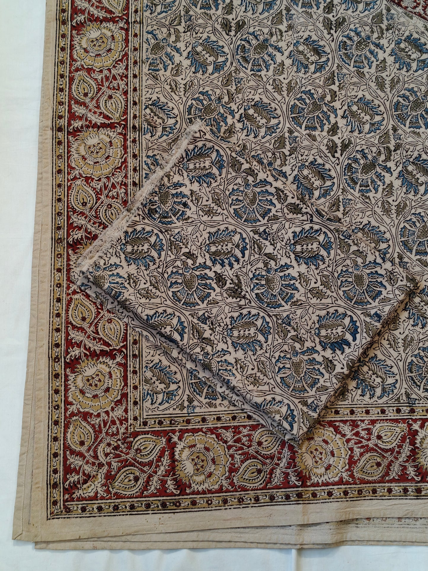 Paisley circle in the center - Kalamkari floral hand block printed single bedsheet with borders and one pillow cover
