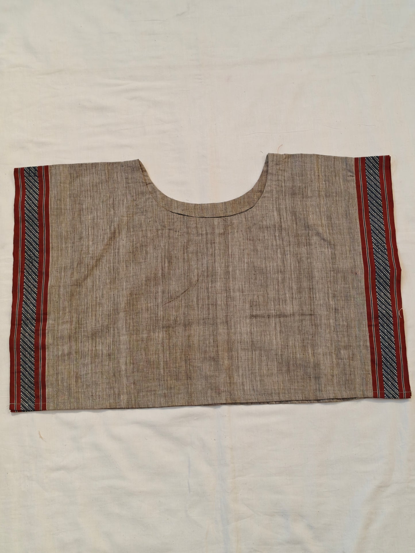 Grey malkha handloom cotton kaftan blouse with maroon borders