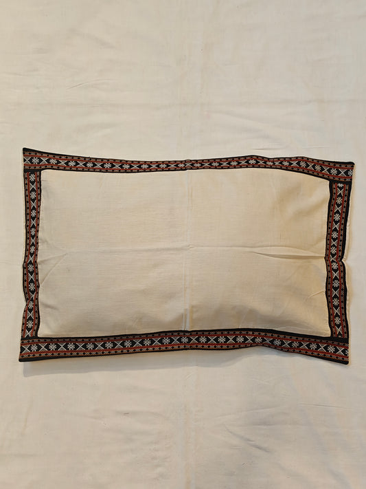 Off-white handcrafted cotton pillow cover with borders