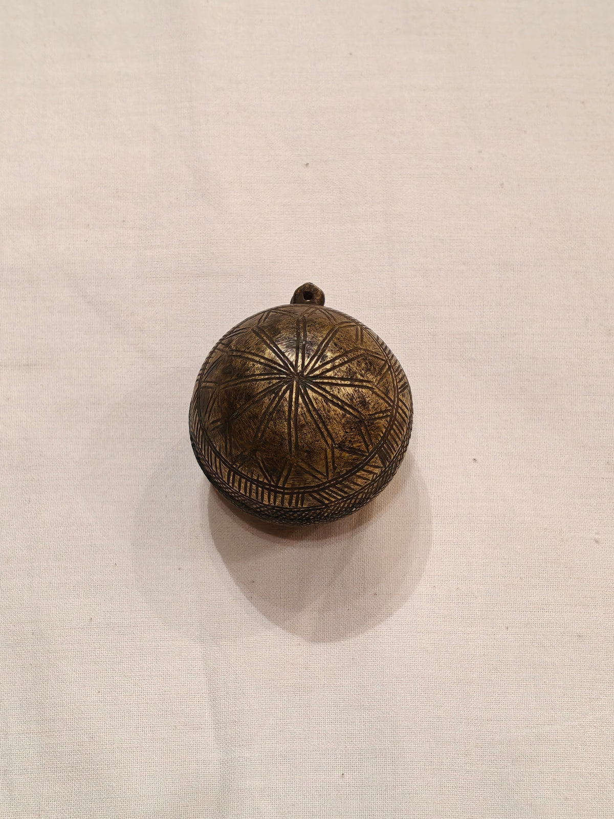 Vintage brass coin spherical box / Karataa / Karaata - Handcrafted brass decor