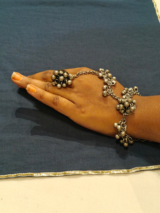 Silver oxidised look haathphool / hathpan / hand harness with ghungroos