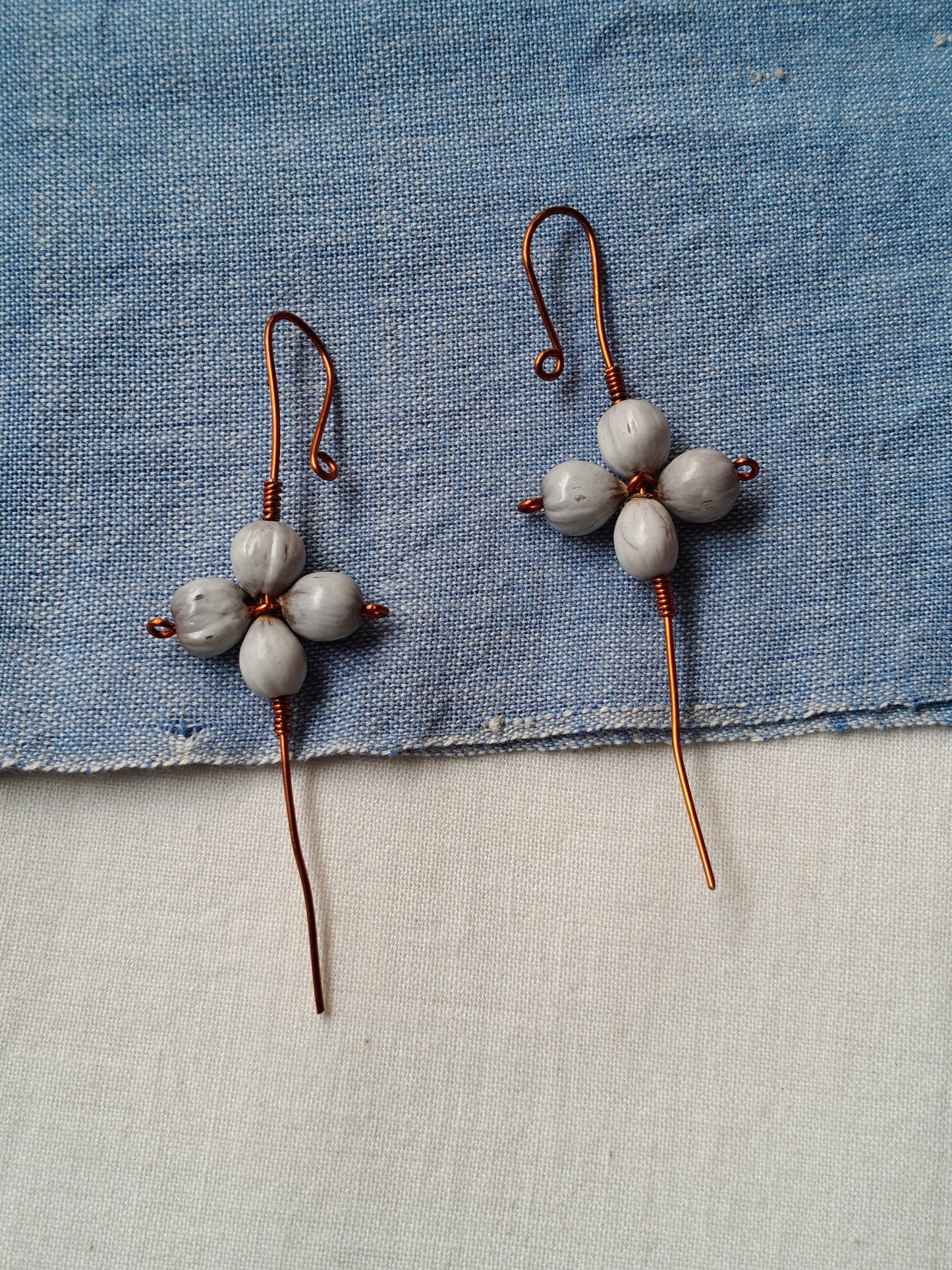 Copper and seeds ear bugidis / clip on - Handcrafted