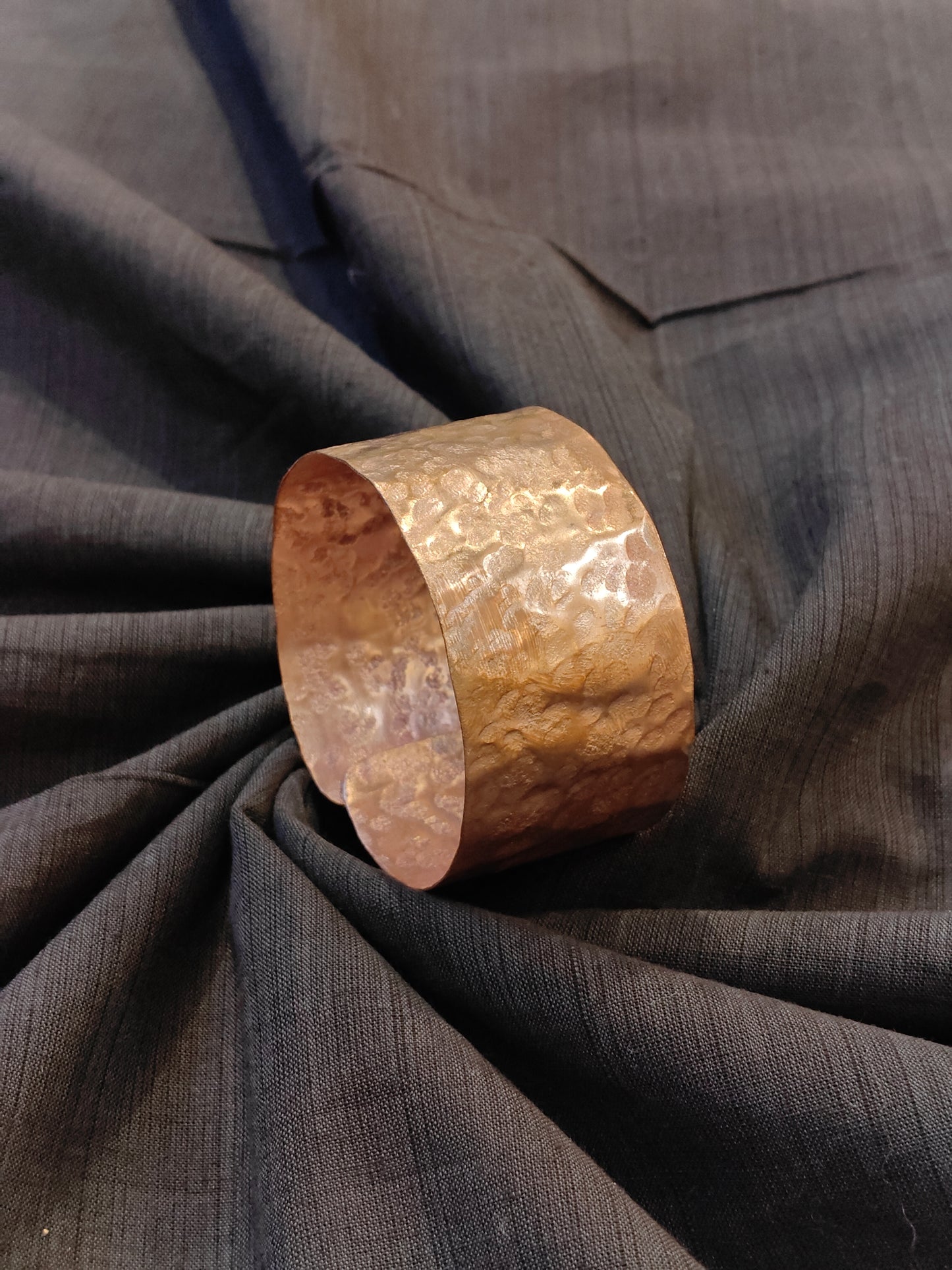 Hammered handcrafted cuff bracelet in copper