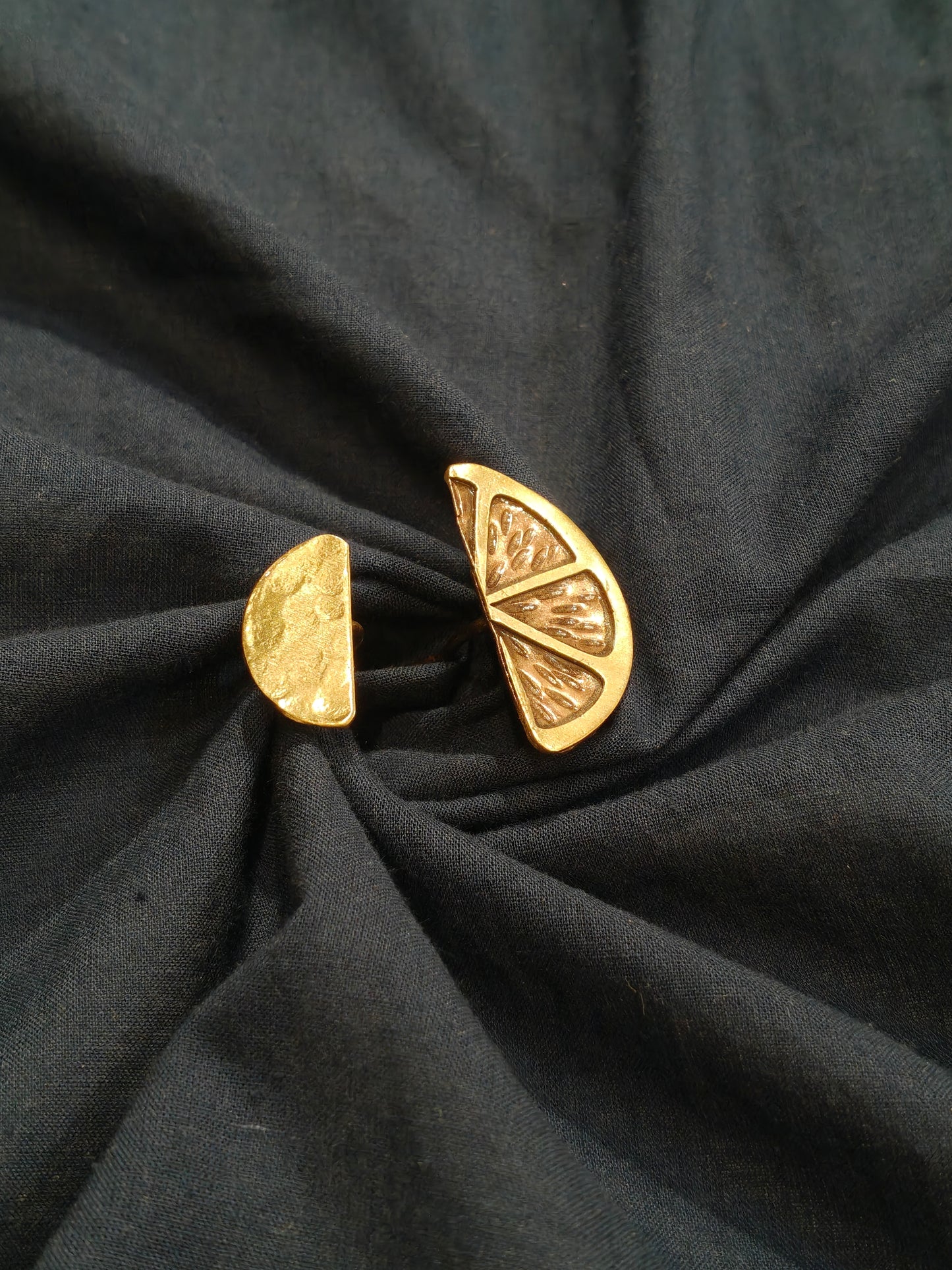 Citrus slice design finger ring in brass and copper