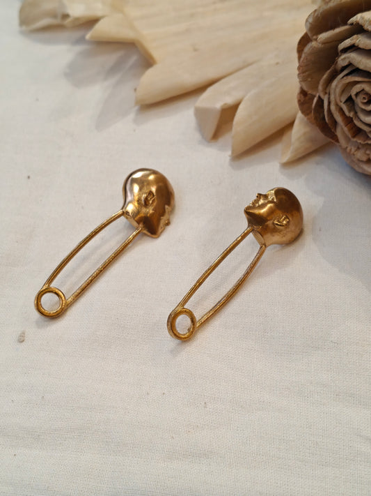 Human head safety pin design brass stud earrings