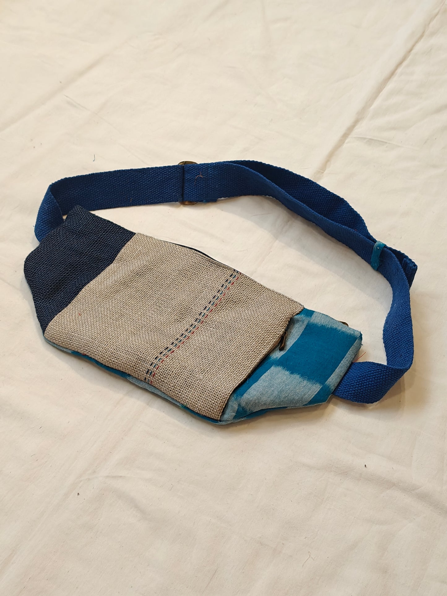 Waist fanny pack with multicolour fabric panels - Handmade jute bag