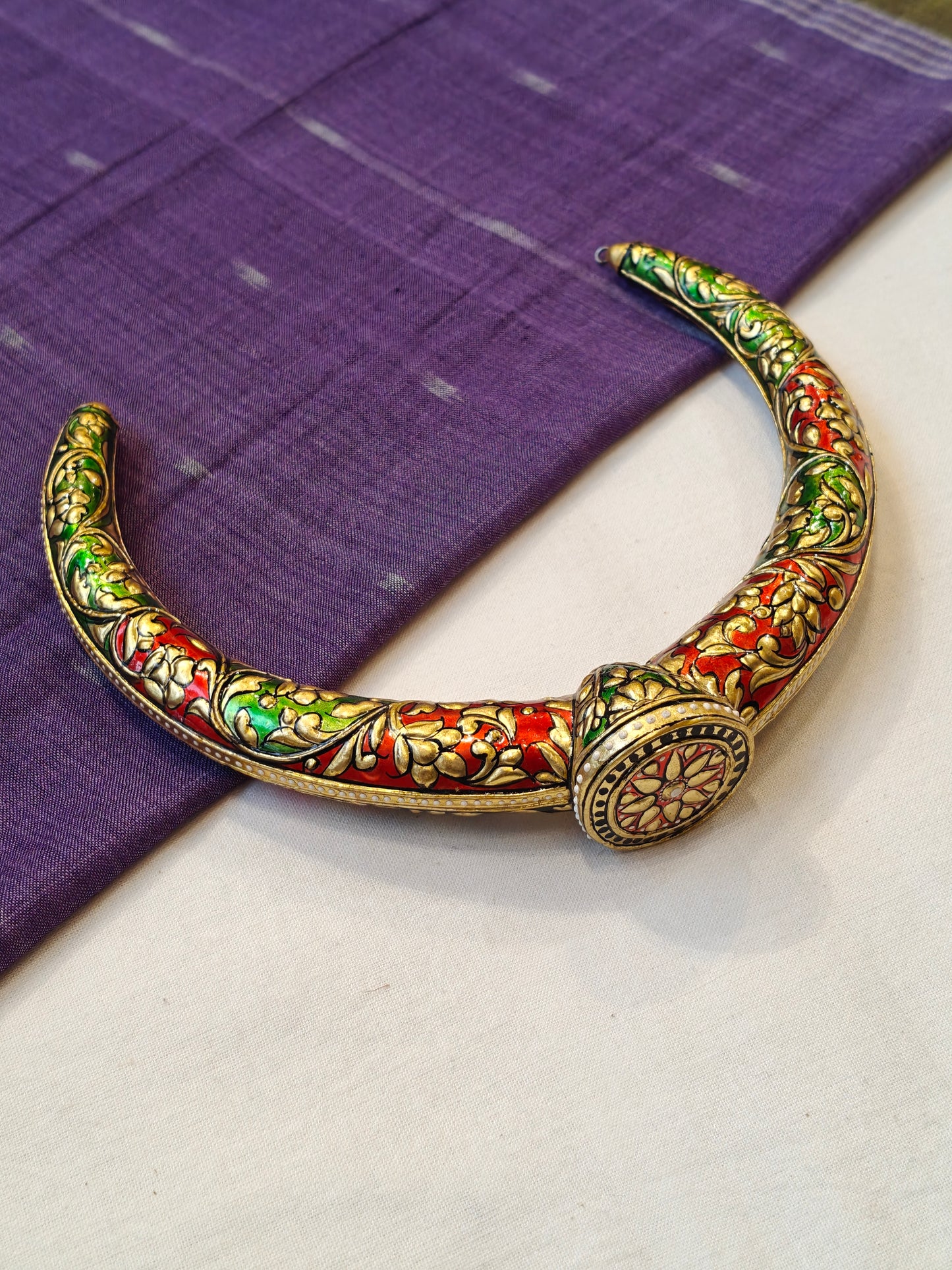 Hansli gold leaf embossed reversible neck piece