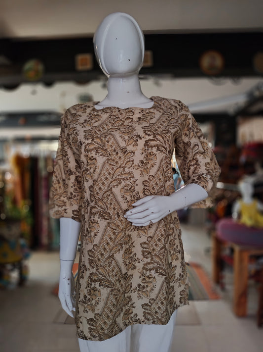 Beige zig zag floral Kalamkari hand block printed cotton short kurti / top
