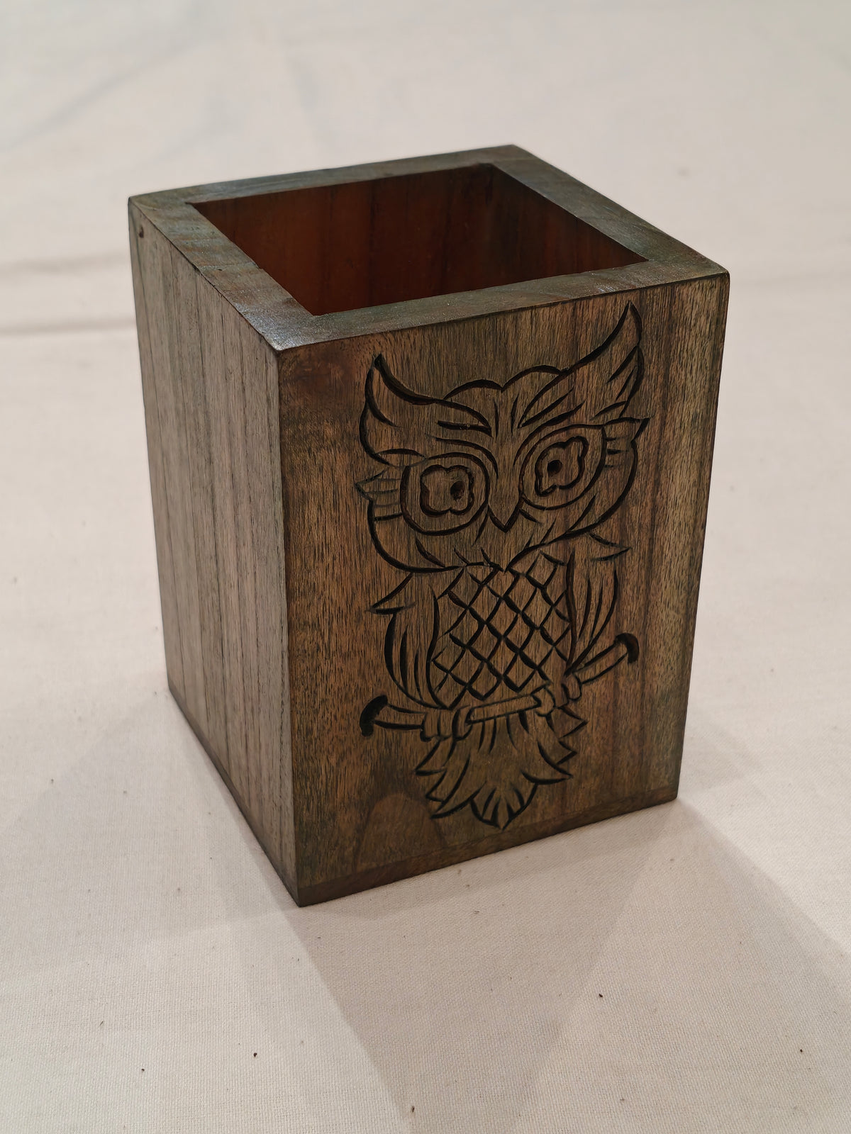 Wooden handcrafted pen stand with carved design on it - available in different colors
