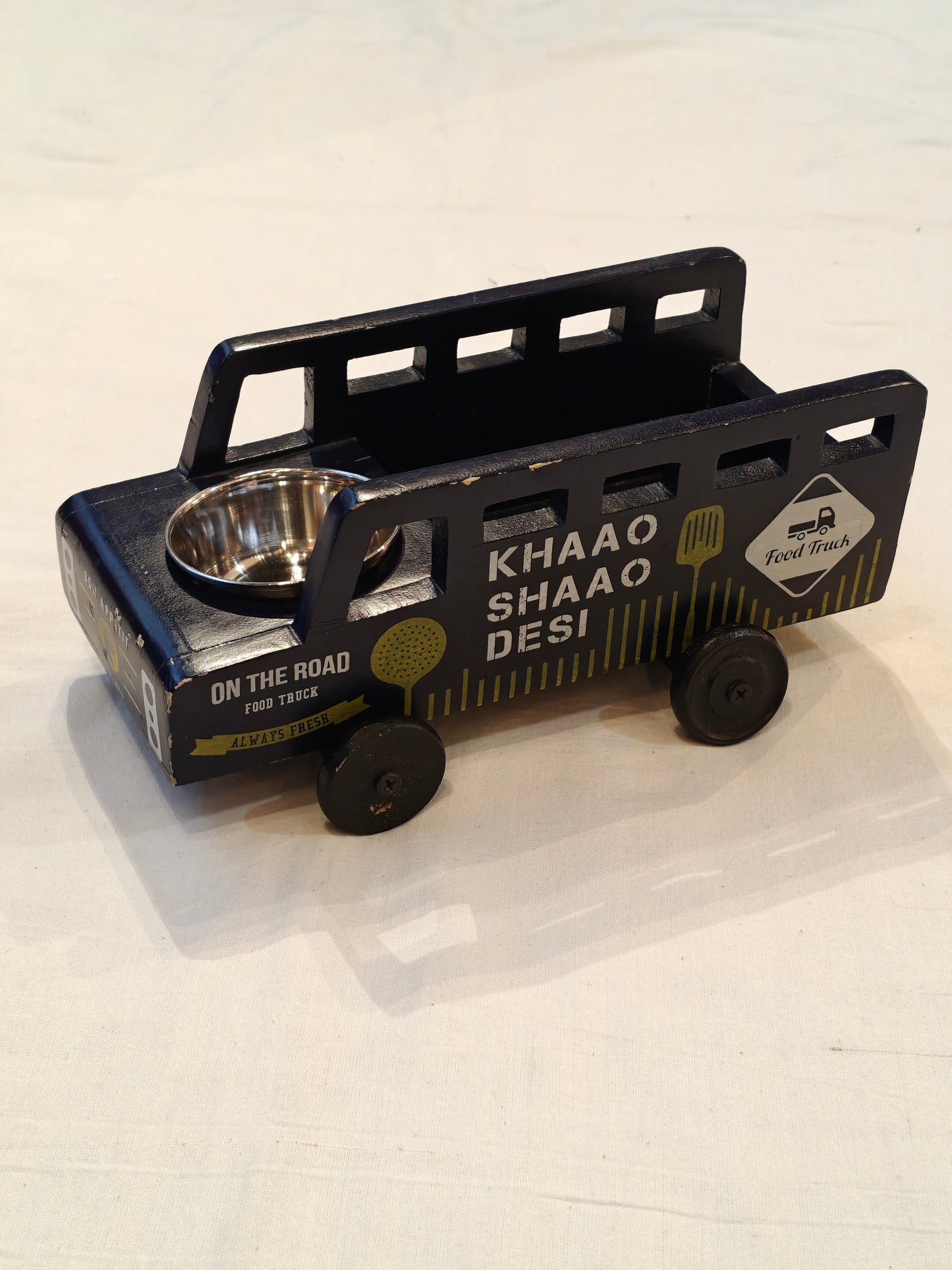Khao shao hand-painted wooden truck - platter