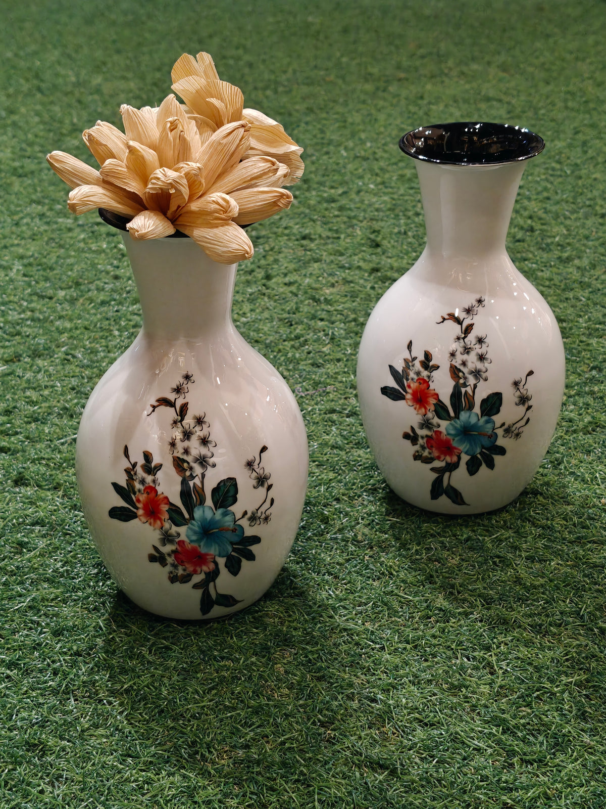7 Inches metal flower vase - home decor