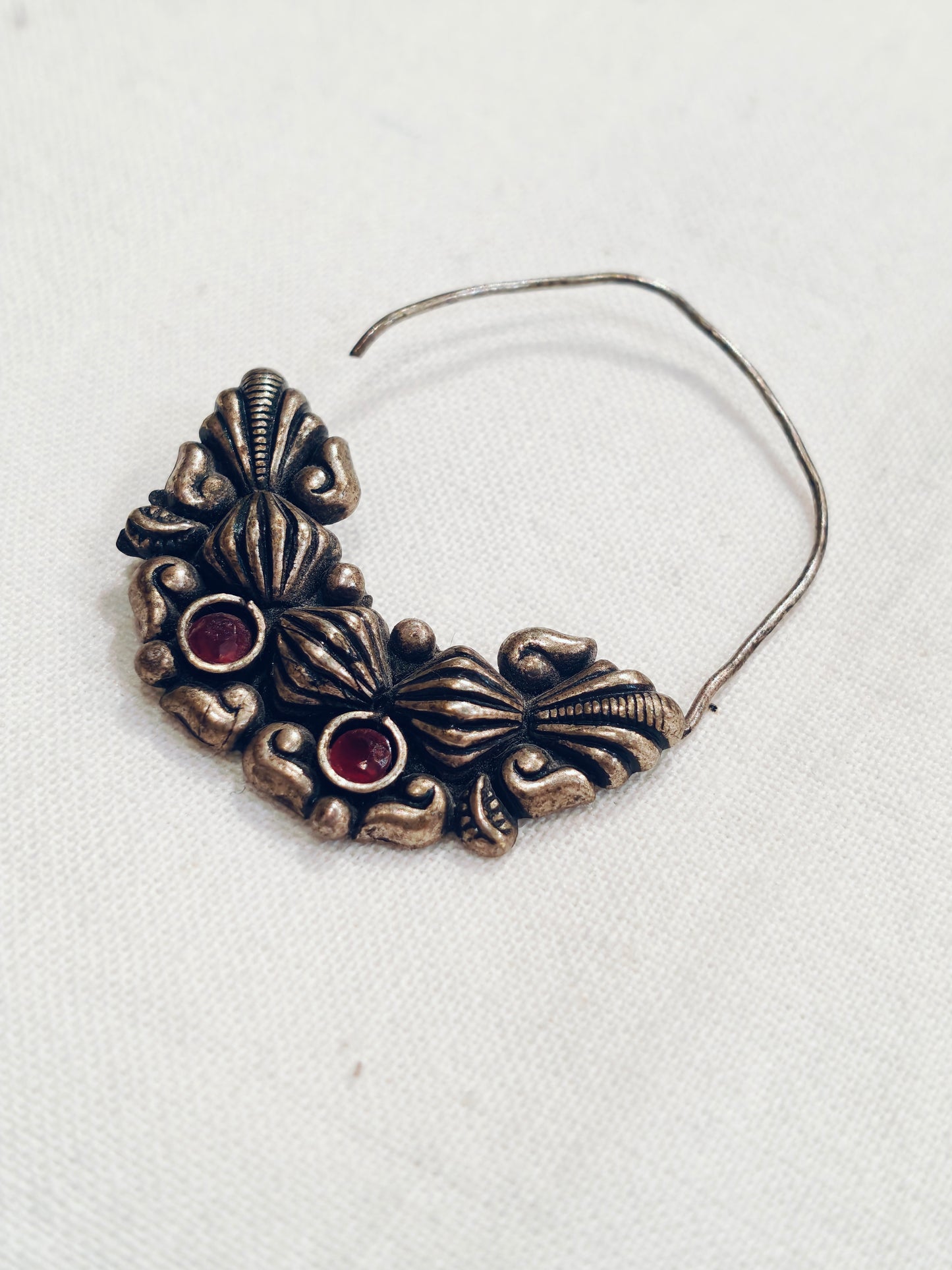 Pink stones oxidised nose ring