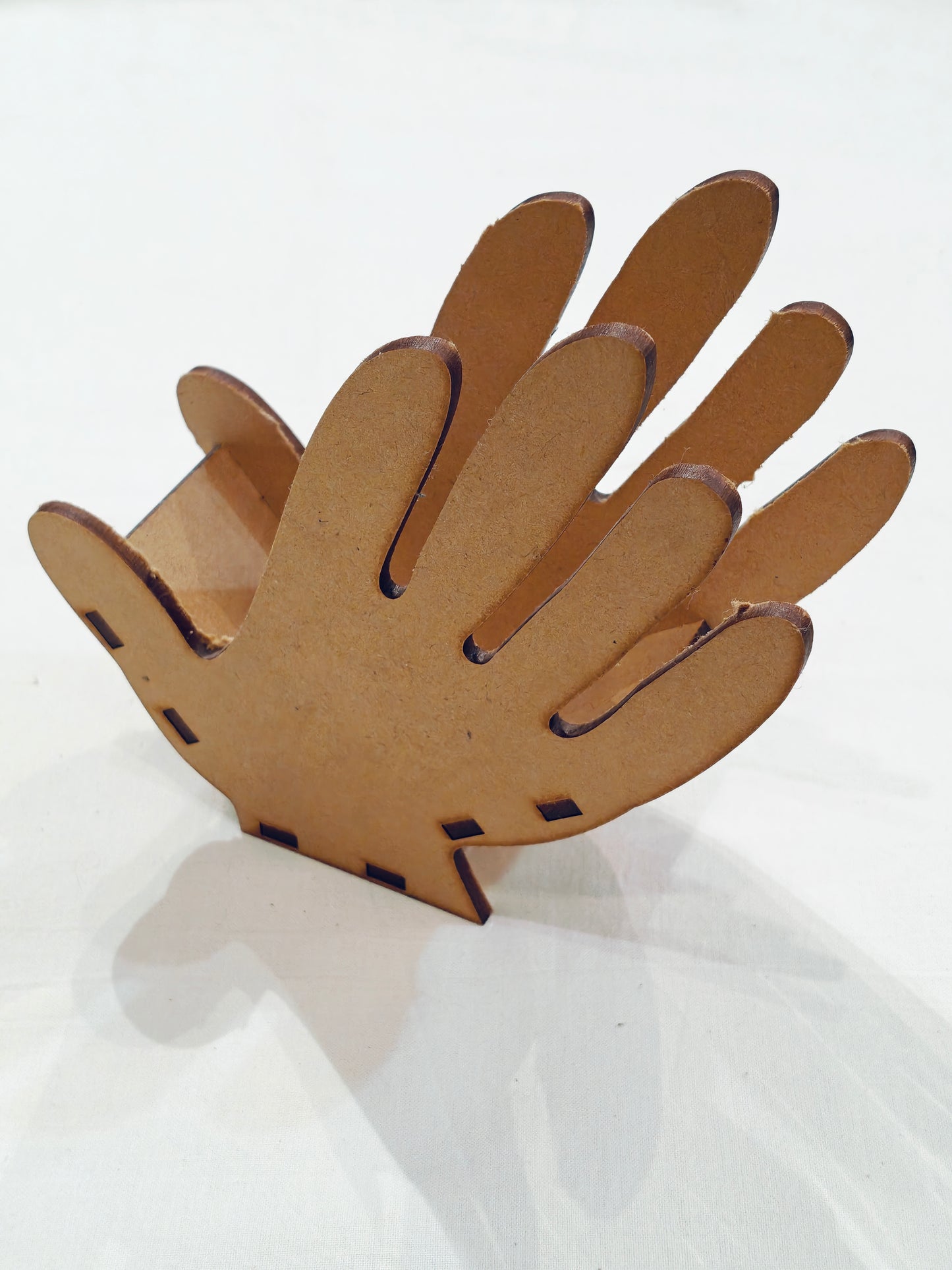 Wooden pine sheet DIY tissue holder - Kind hands holding for you