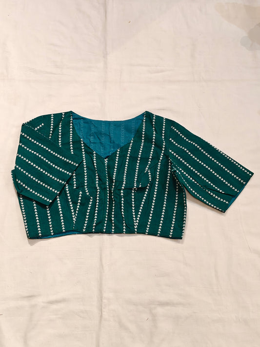 Green with white triangular striped elbow sleeves blouse