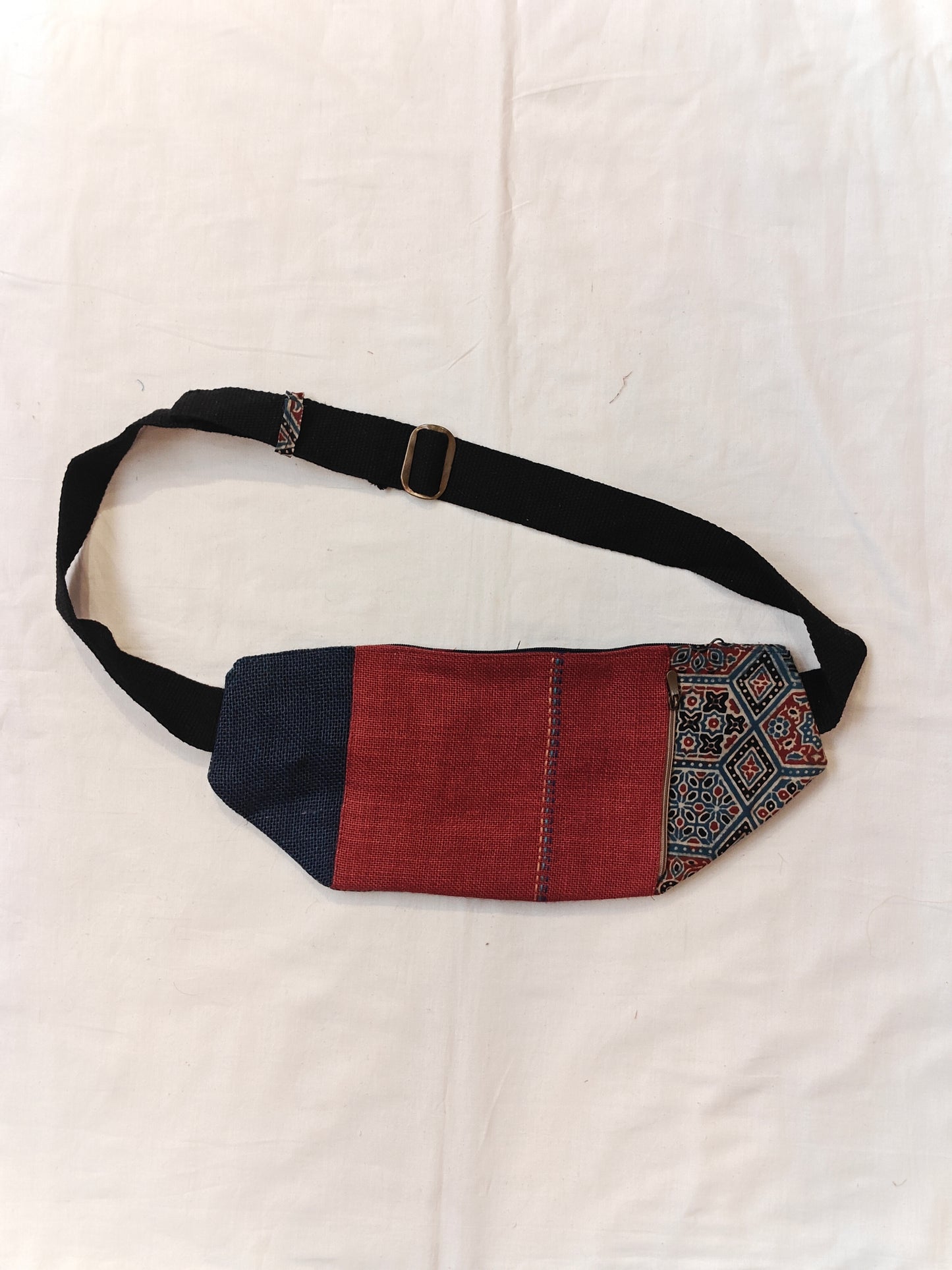 Waist fanny pack with multicolour fabric panels - Handmade jute bag