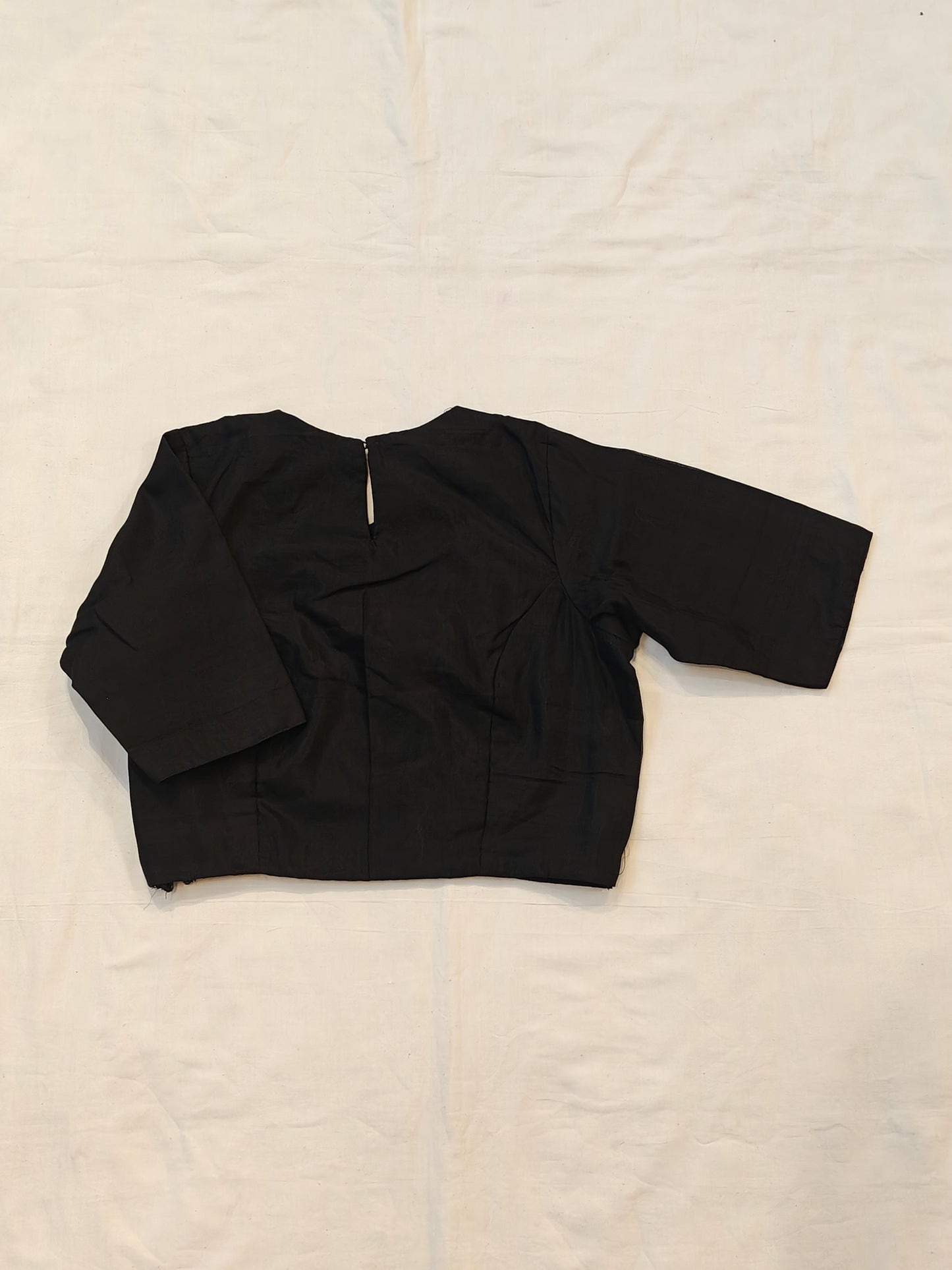 Plain black silk cotton elbow sleeves blouse