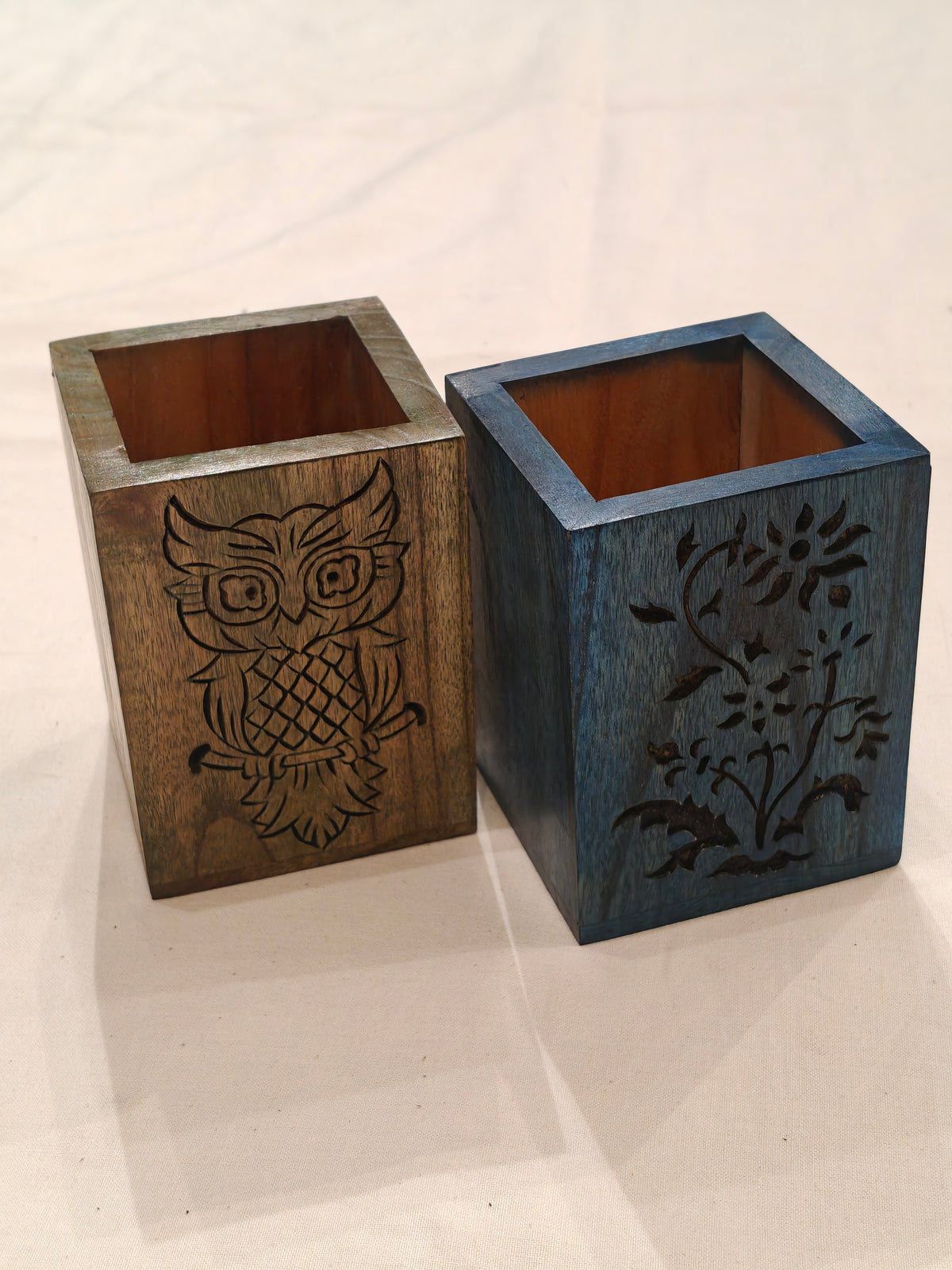 Wooden handcrafted pen stand with carved design on it - available in different colors