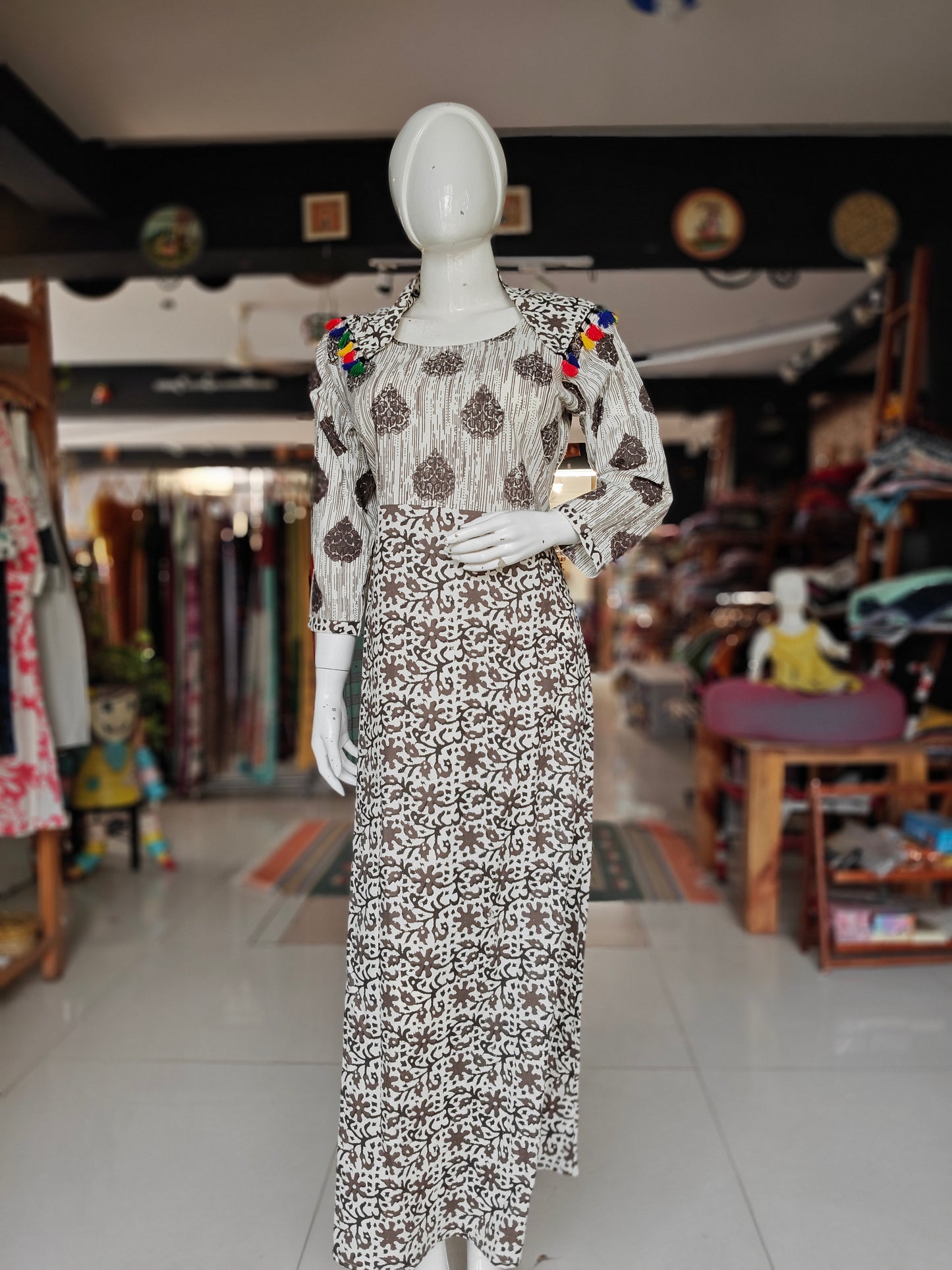 Brown and white floral long kurti with scarf