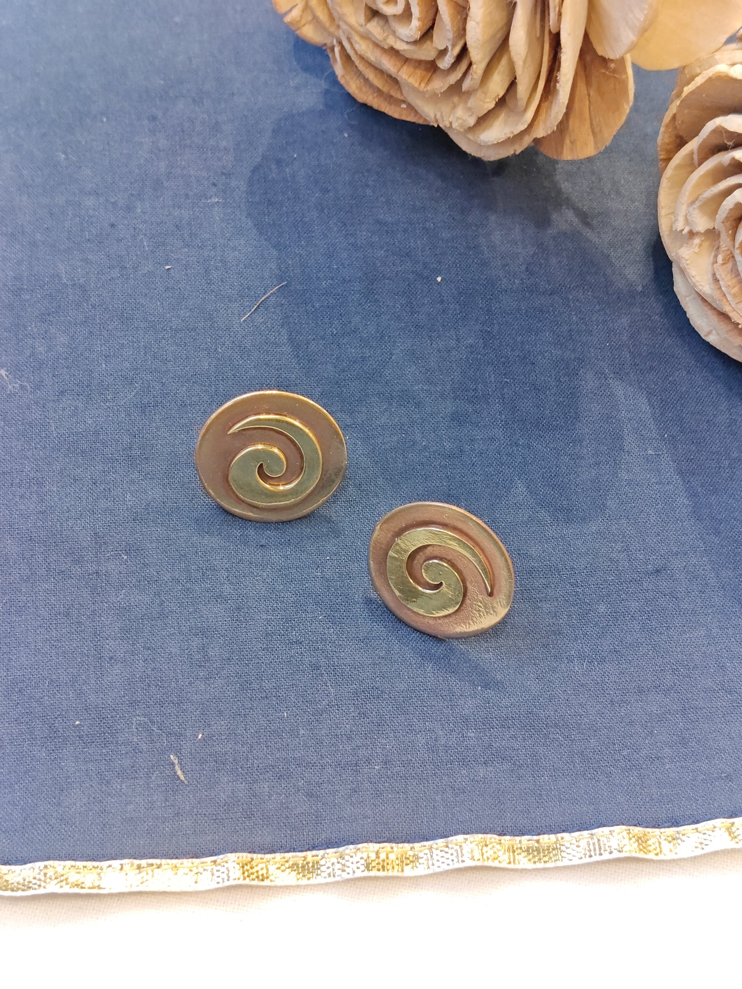 Spiral design circular handcrafted stud earrings