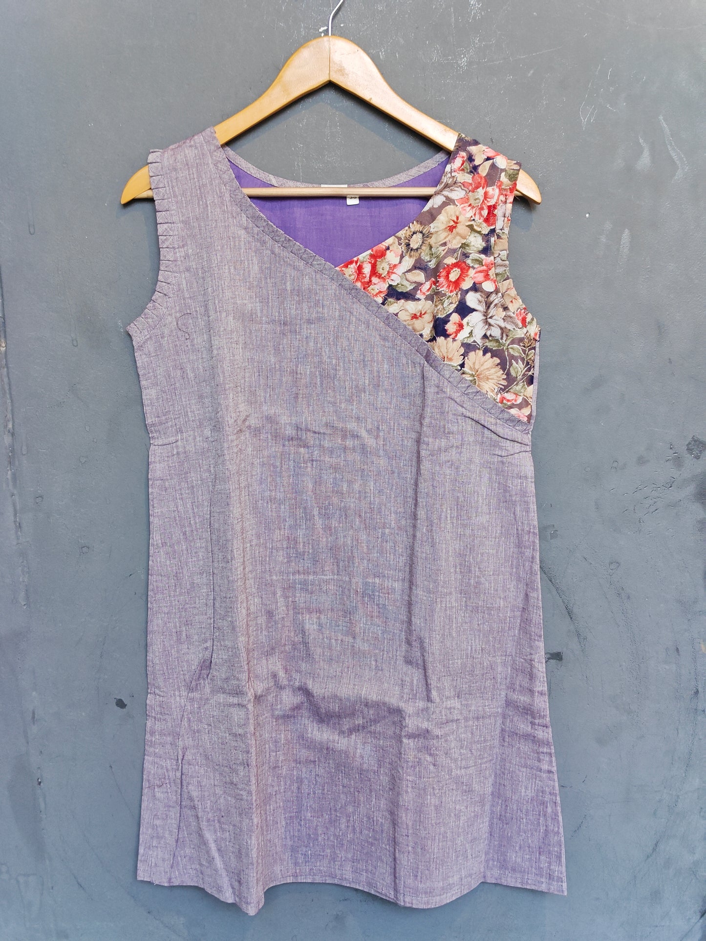 Lavender and floral printed cotton sleeveless kurti