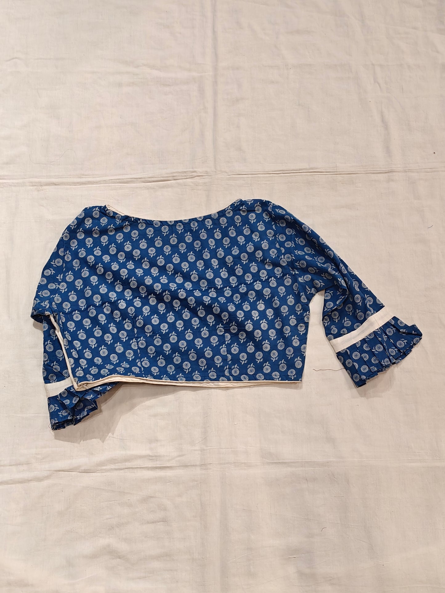 Indigo and white blouse with sunflower prints - back open