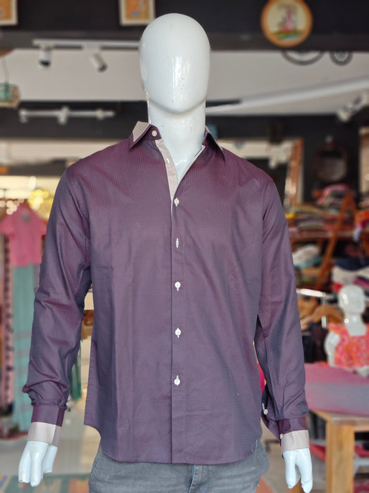 Maroon textured cotton long sleeved shirt for men
