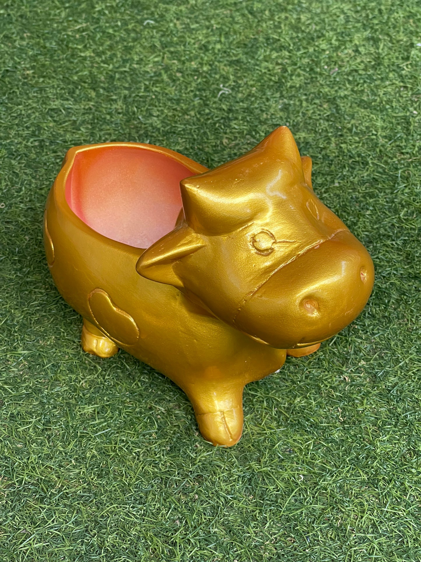 Ceramic calf golden planter