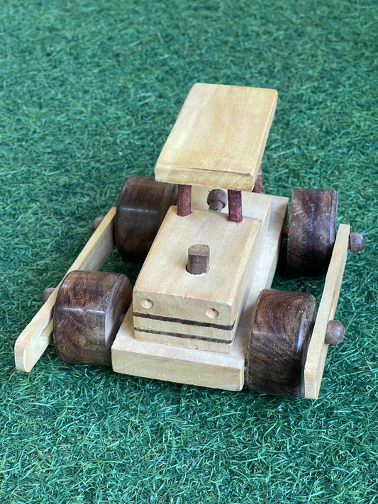 Wooden side wheels road roller miniature play toy