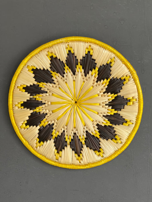 Moonj grass hand woven wall plate - black