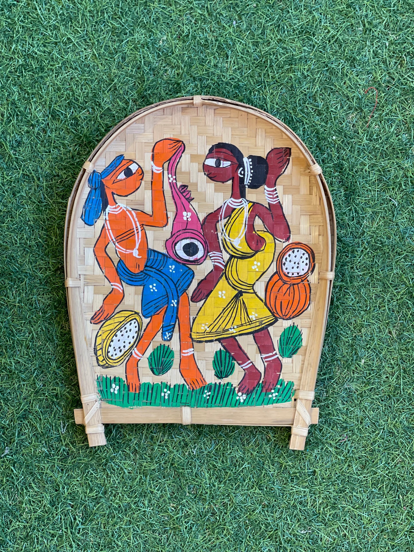 Hand painted tribal dance on pan / chaata