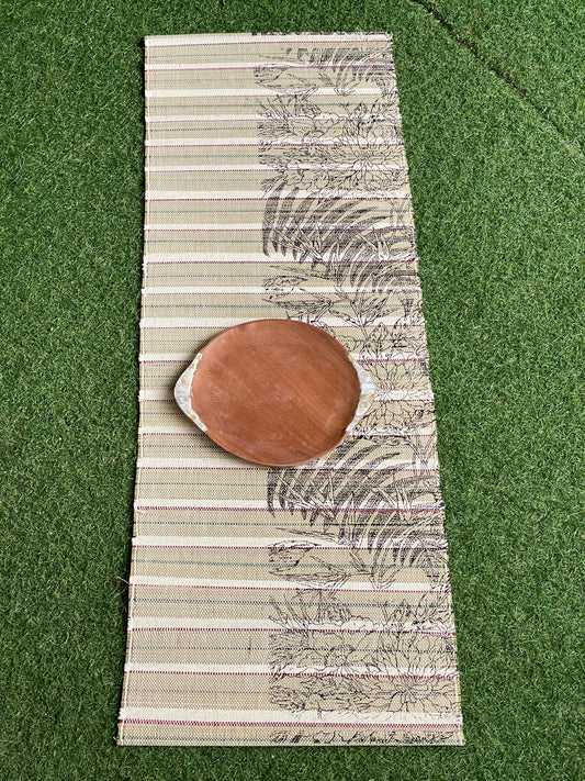 Hand painted madur grass table runner