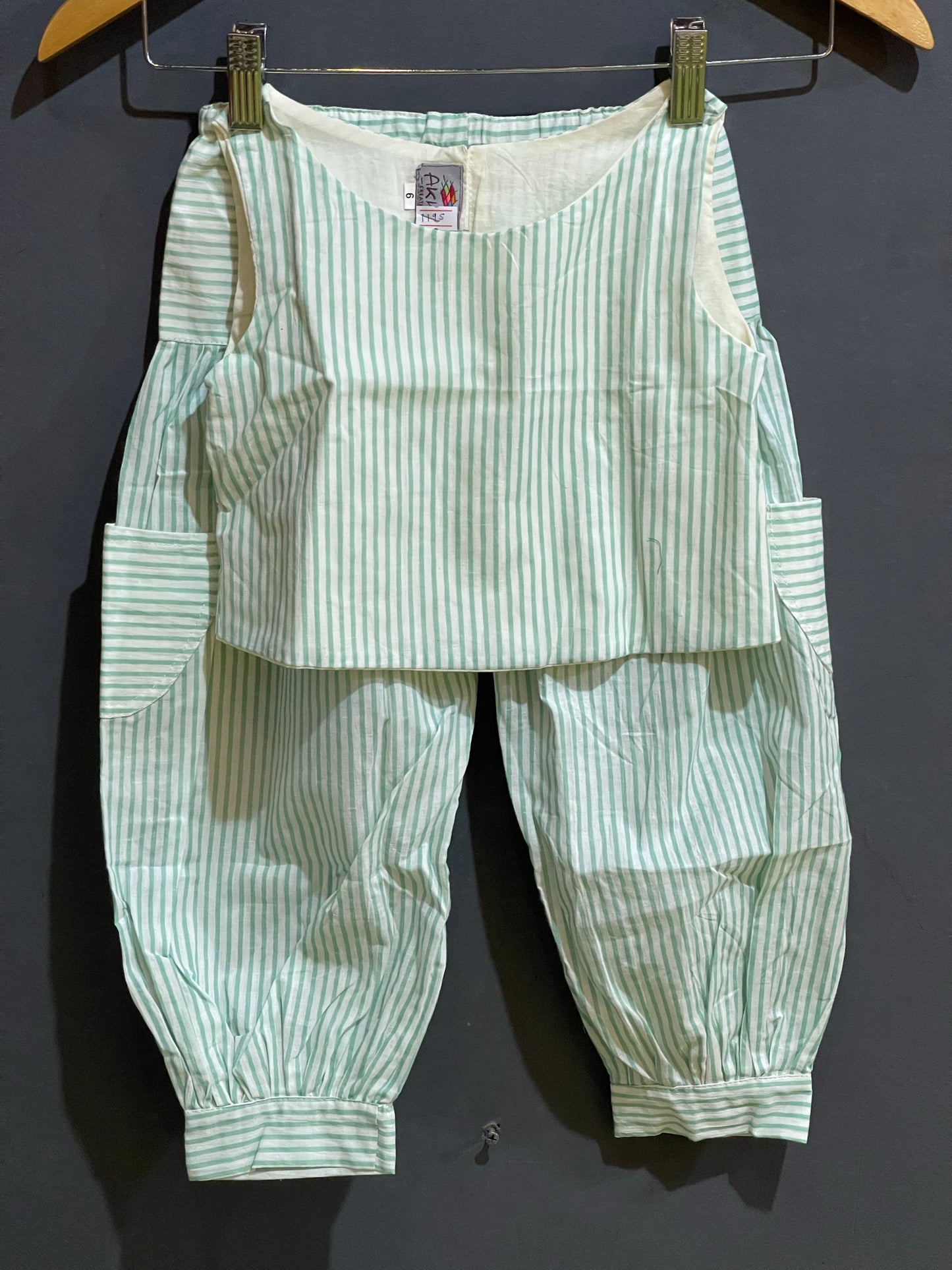 Stripes cotton crop top pant set for girls