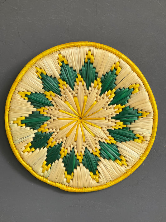 Moonj grass hand woven wall plate - dark green