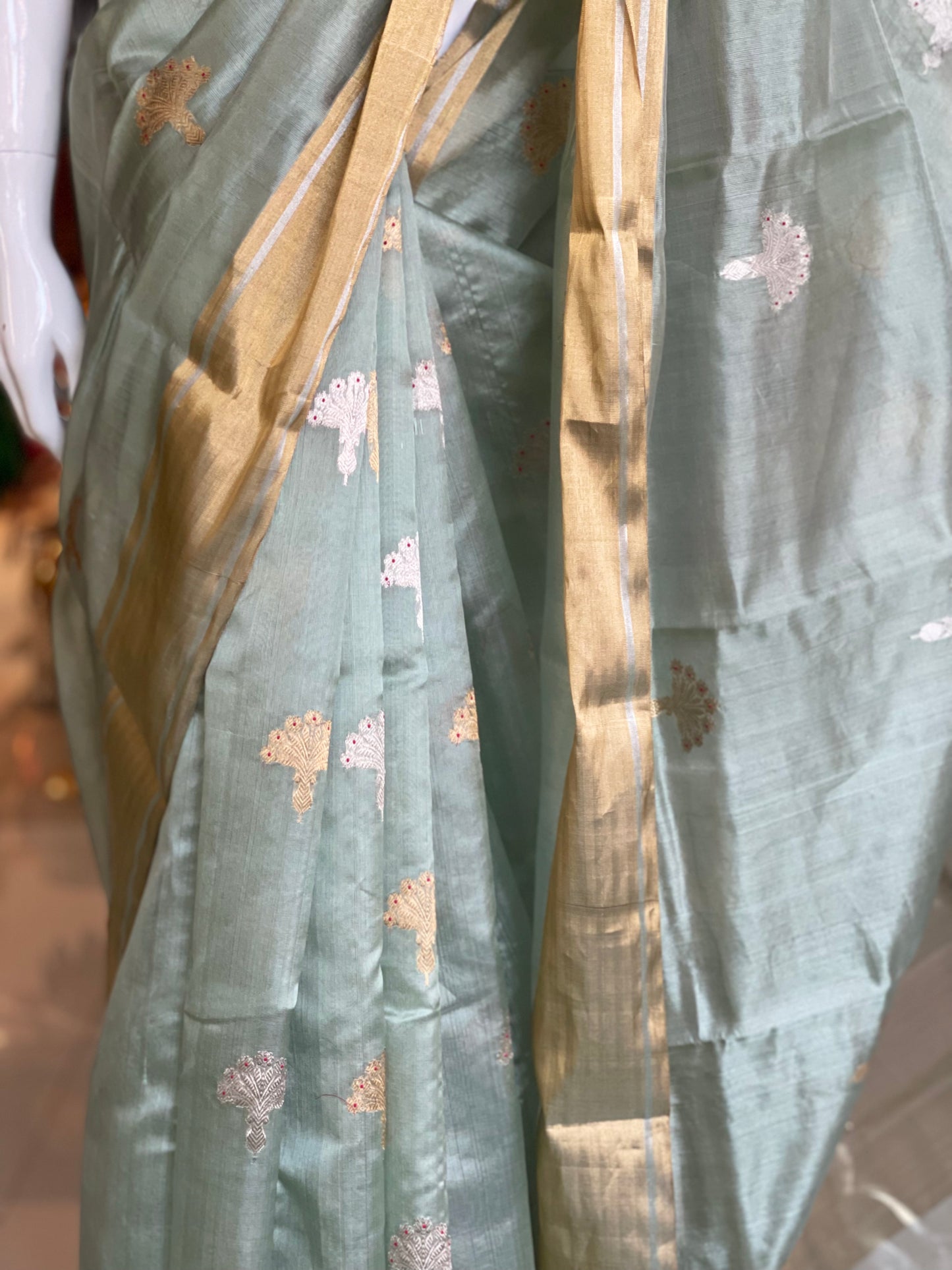 Pastel green Chanderi pure silk handwoven eknaliya buti saree