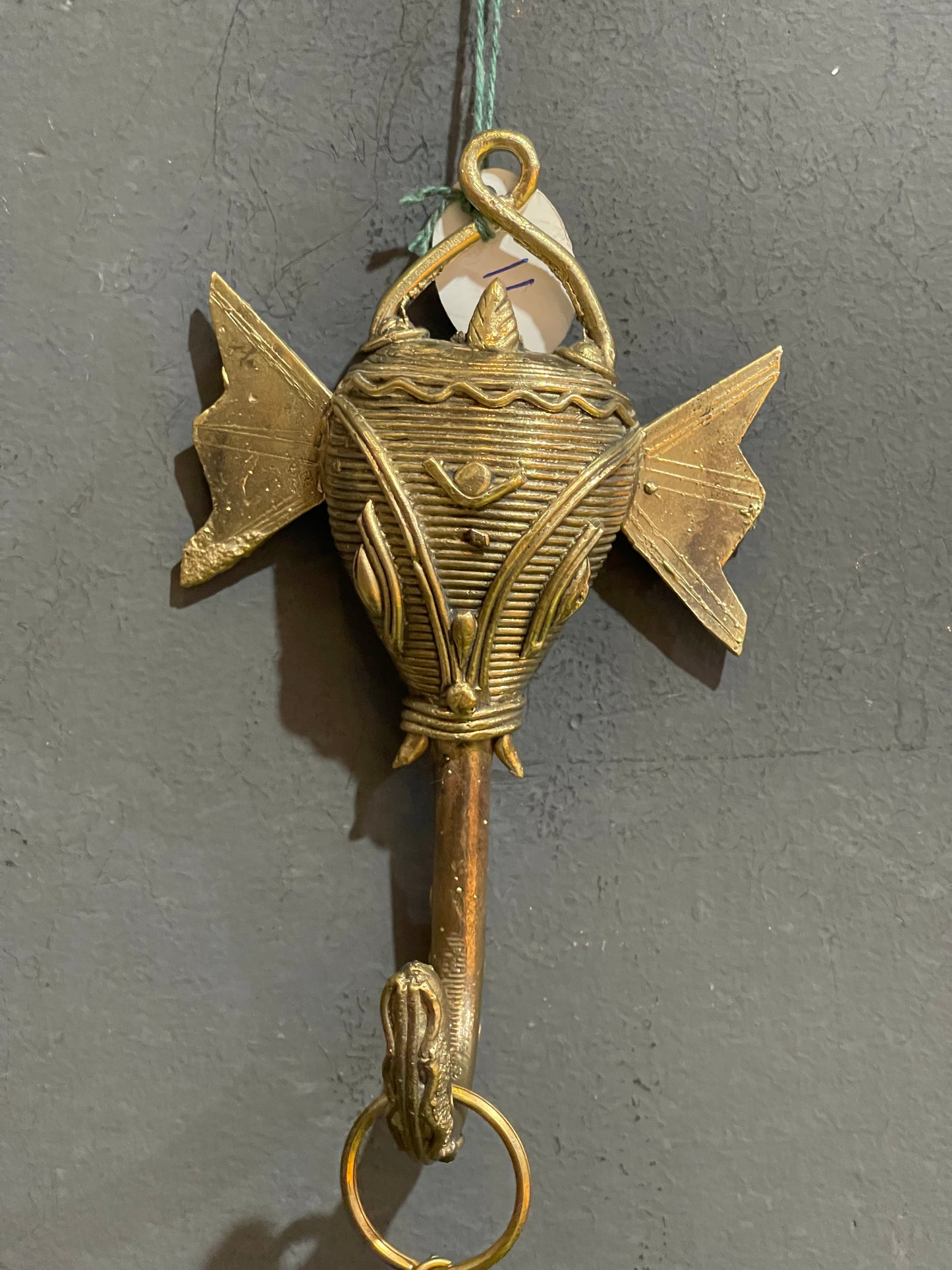 Elephant wall hook / key hanger - brass dokra craft