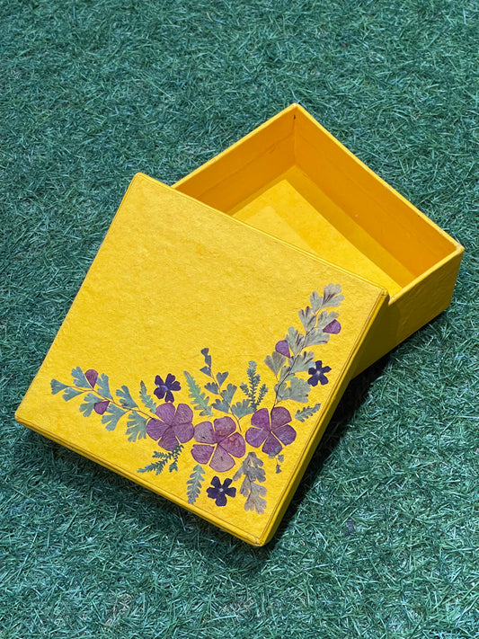 Hand made paper gift boxes with dry flowers - 5 x 5 x 2 inches size