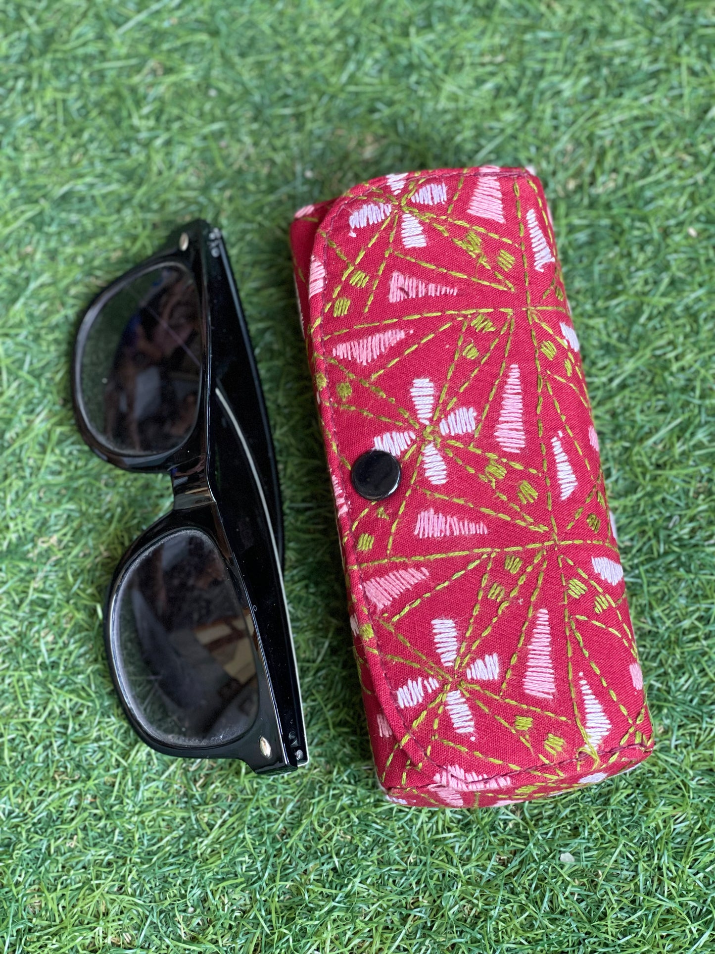 Reddish pink cotton Kantha embroidery Spectacles case