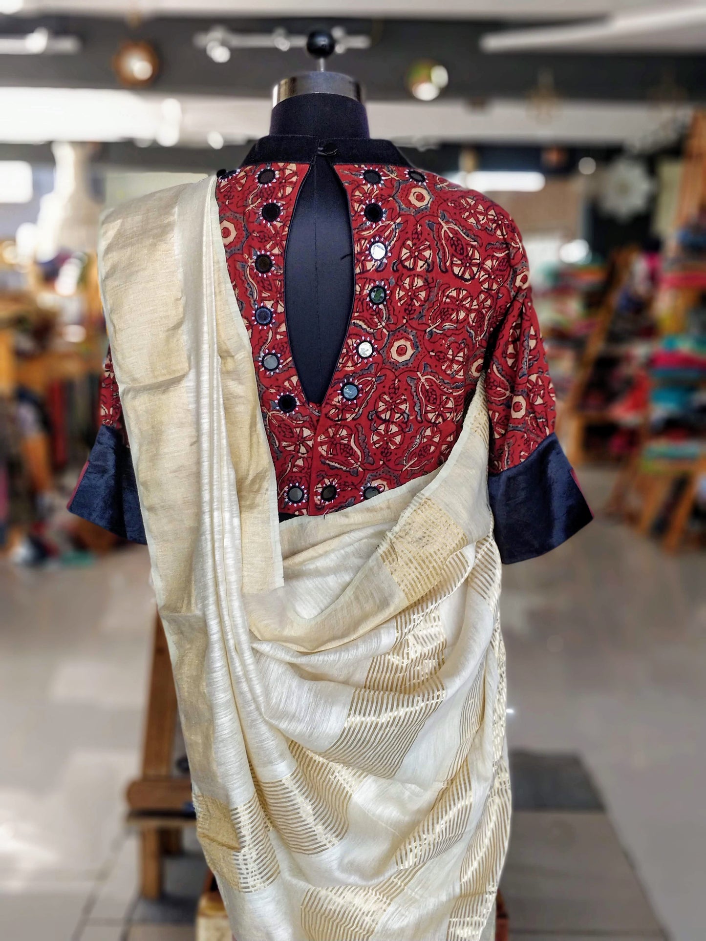 Offwhite matka silk handloom saree with zari border