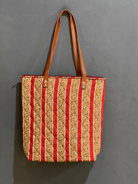 Cotton quilted tote - floral stripes